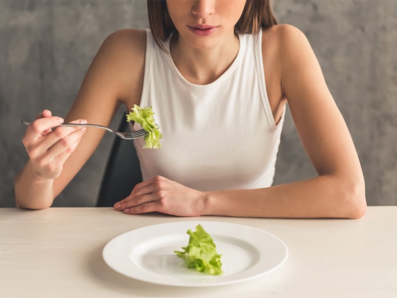 Du hast Heißhunger auf fettige Burger? Hier kommen Tipps gegen fiese Essgelüste!