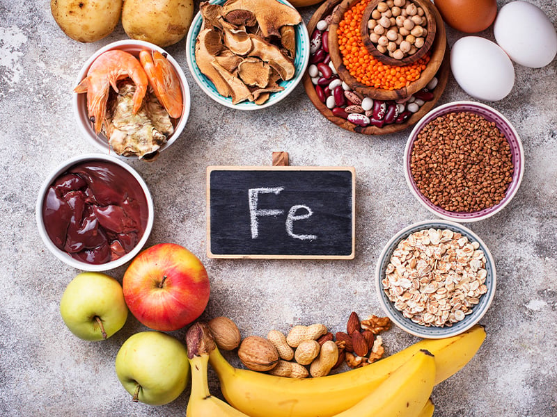 Fitness nach Zyklusphasen, Tipps zu Ernährung, FAQ + Trainieren nach Zyklus bei Fitness First.