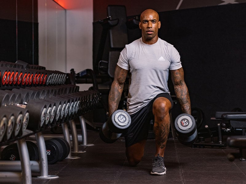 Ausfallschritte (Lunges) sind das perfekte Workout für einen Knack-Po.