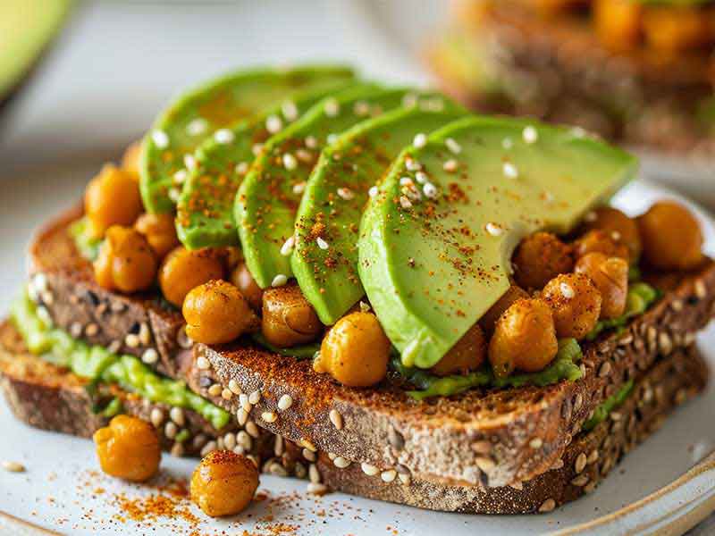 Gesunde Fette aus Avocado und Samen versorgen deinen Body mit gesunden Fettsäuren und lassen deine Haut strahlen.