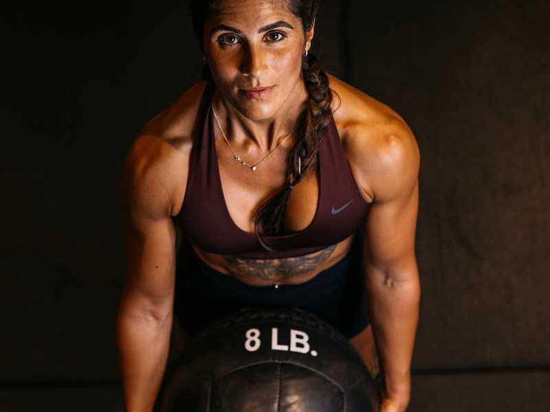 Functional-Training-Equipment für effektive Workouts sind z. B. Medizinbälle.