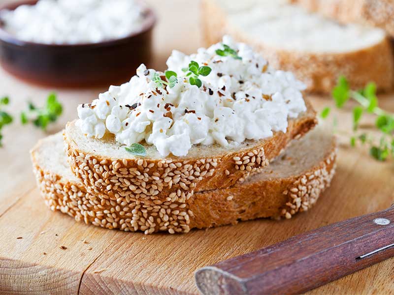 Viel hochwertiges Eiweiß: Der Anteil an Protein ist besonders hoch in Hüttenkäse.