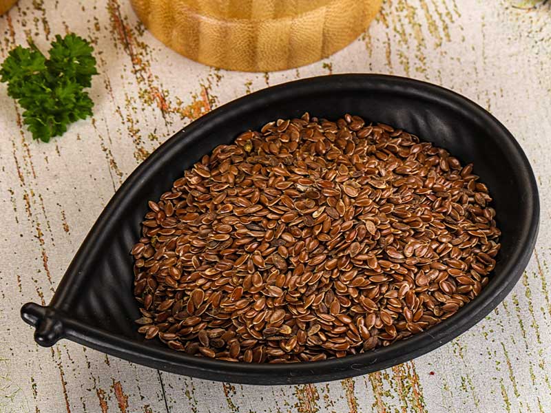 Was sind Leinsamen? Wie wirken sie und wie isst man sie? Leinsamen-Rezepte + FAQ.