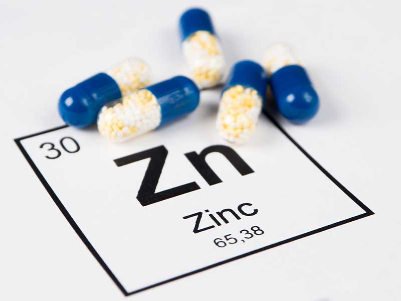 Was ist Zink? Tagesbedarf, Vorteile, Zinkmangel erkennen, Lebensmittel mit Zink & FAQ.