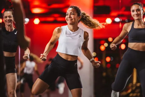 Zumba Kurse bei Fitness First