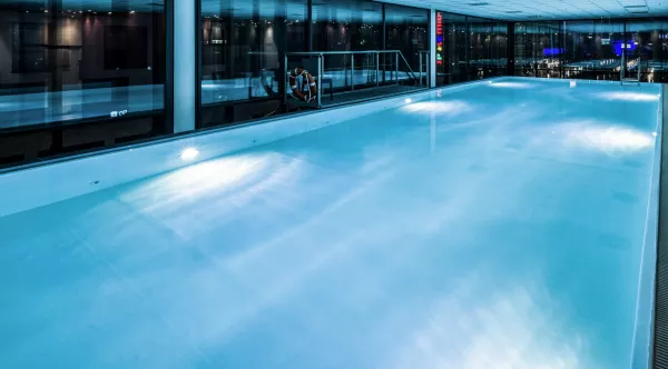 Dresden Fitness First Swimming Pool