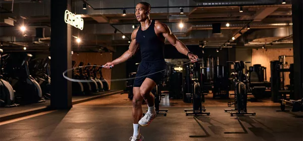 Seilspringen zum Abnehmen & Aufwärmen: Jump dich fit! 