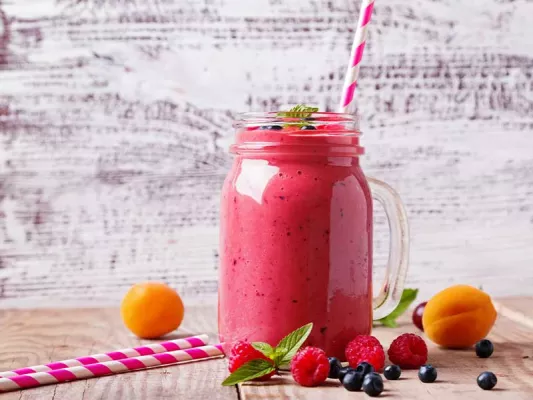 Hast du weniger als 1 Stunde zwischen Frühstück und Workout, greife alternativ einfach zu einem gesunden Smoothie.