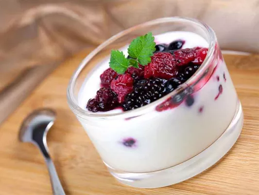 Welche Beeren gibt es? Beeren im Fitness-Check, Beeren haltbar machen, gesunde Beeren-Rezepte, Beeren-FAQ.