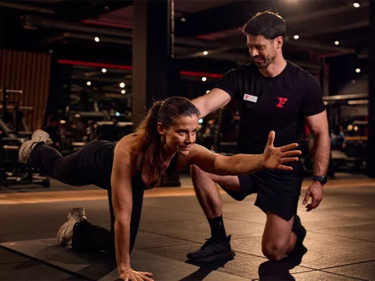 Stoffwechsel-Definition, Tipps, gute und schlechte Stoffwechsel, Lebensmittel-Liste + Stoffwechsel anregen mit Fitness First.